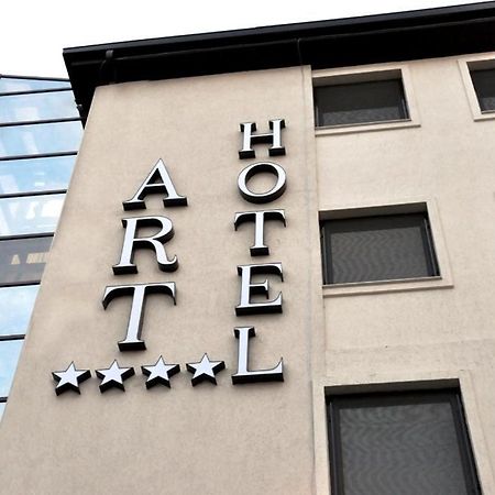 Hotel Art Buzău Eksteriør billede